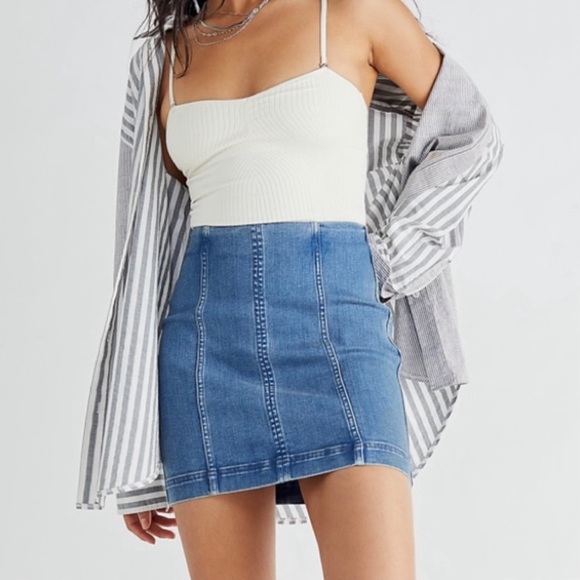FREE PEOPLE Denim Mini Skirt Modern Femme in Light Blue - Picture 4 of 11
